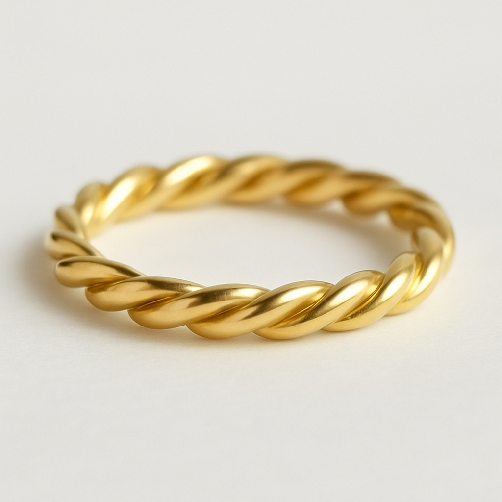 No Stone Gold Twisted Rope Ring