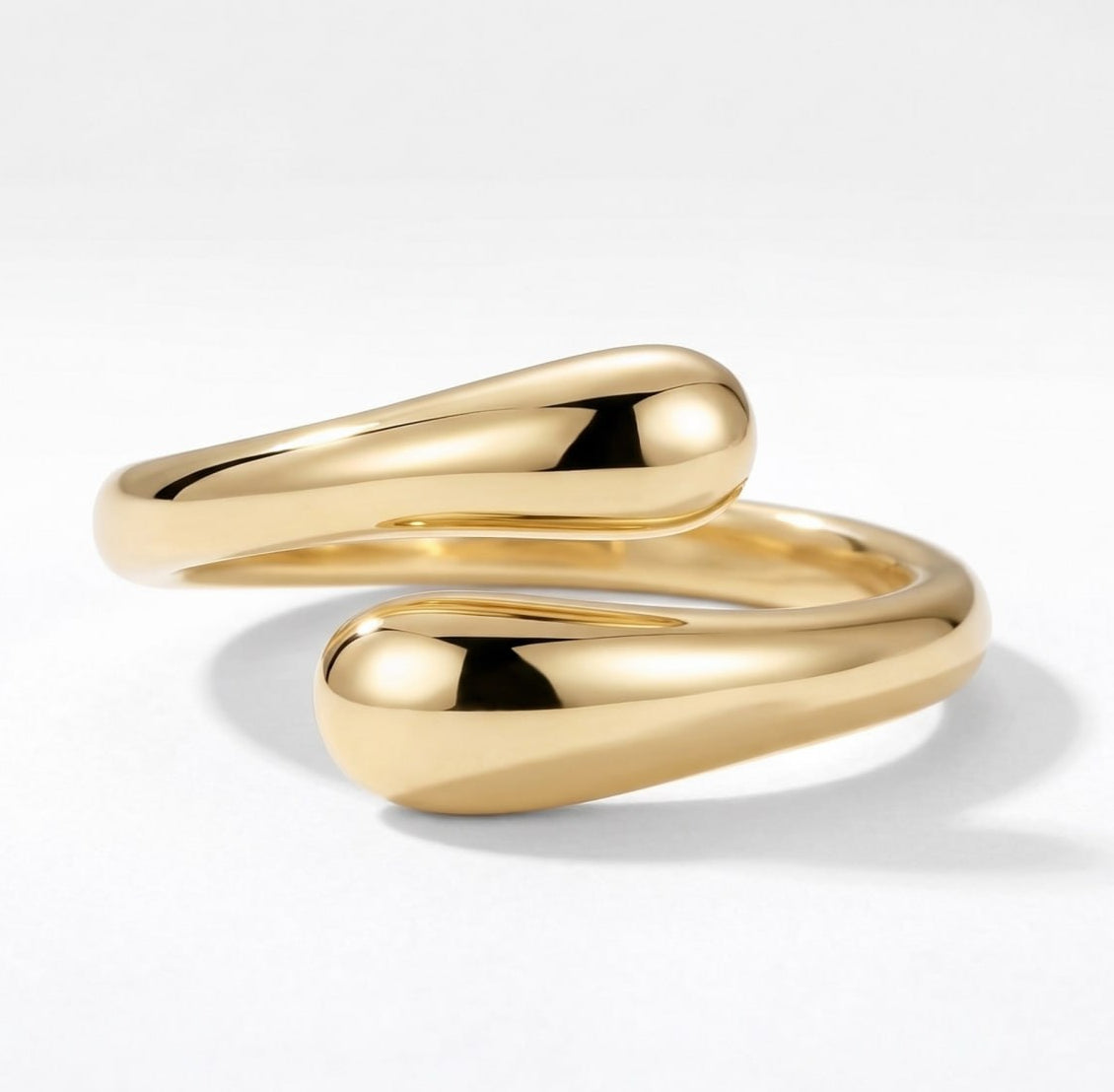 Teardrop Hug Ring front