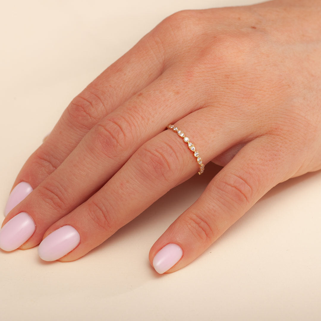 14K Gold Art Deco Ring with Diamonds for Women9