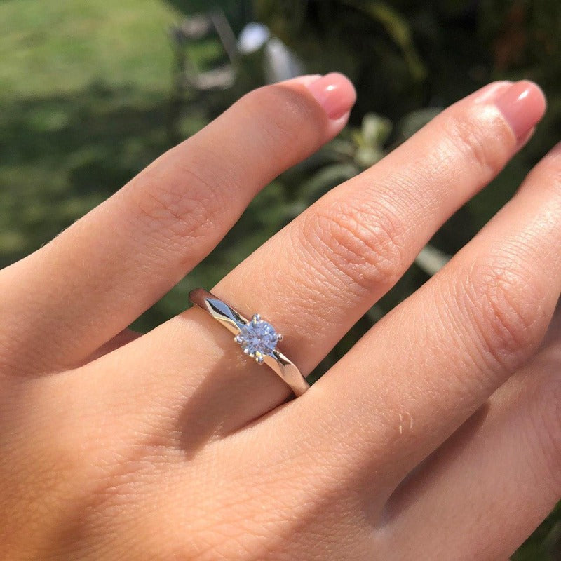 Engagement Ring with LAB Diamond_on_finger1