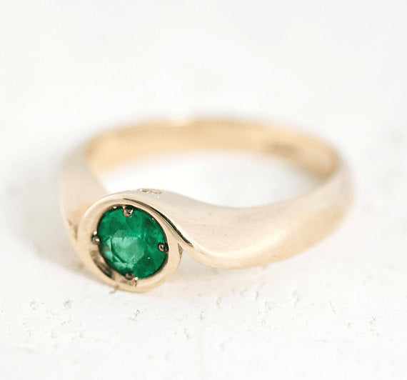 January birthstone rings