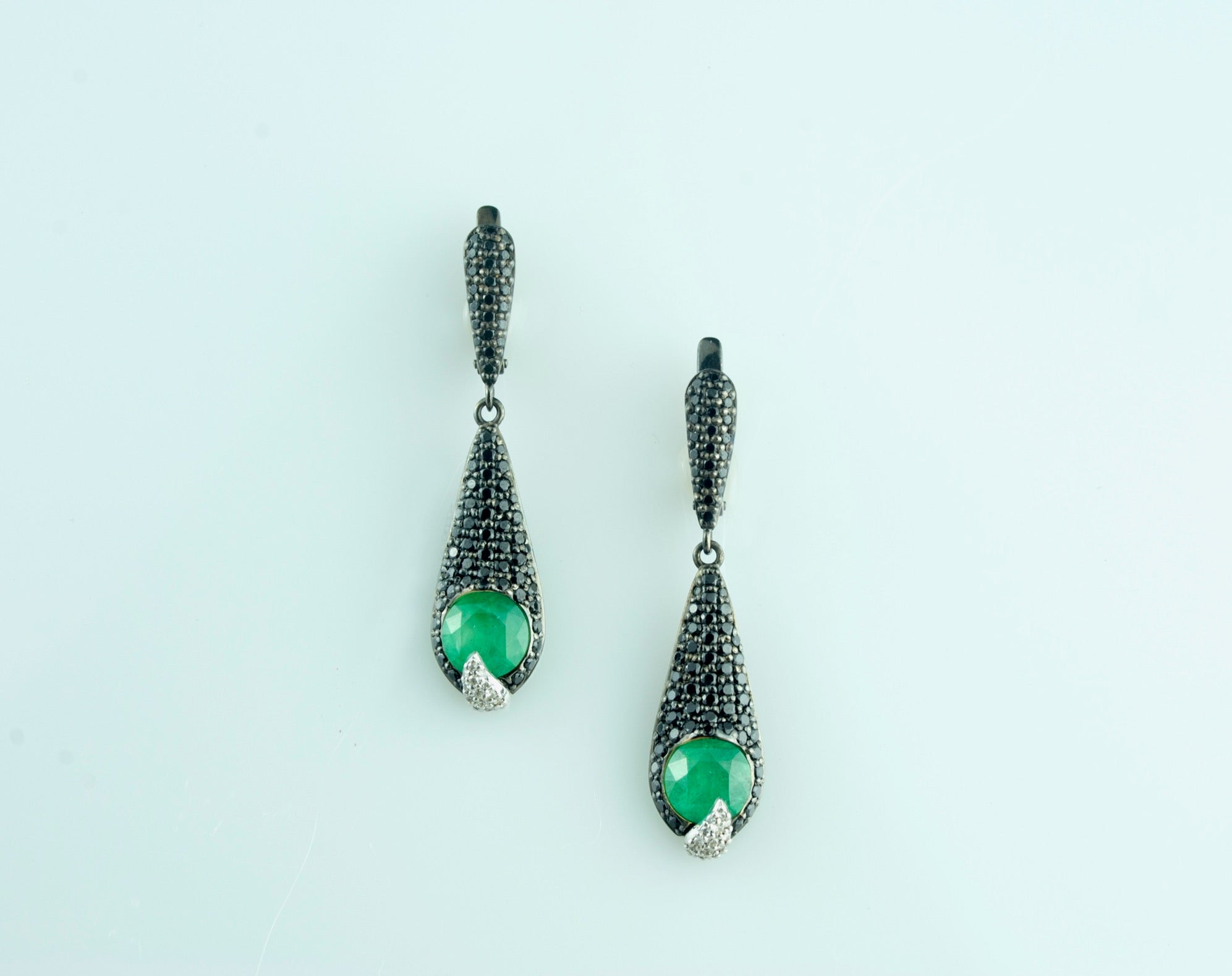 Emerald Earrings09