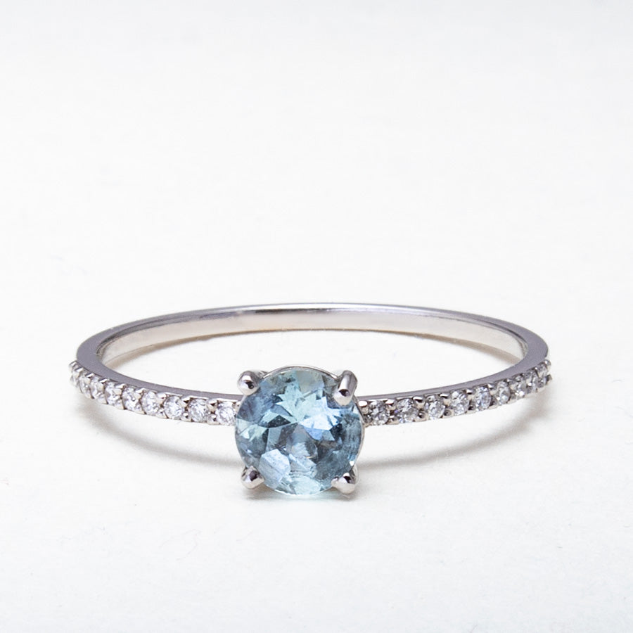 Aquamarine Engagement Ring with Moissanite