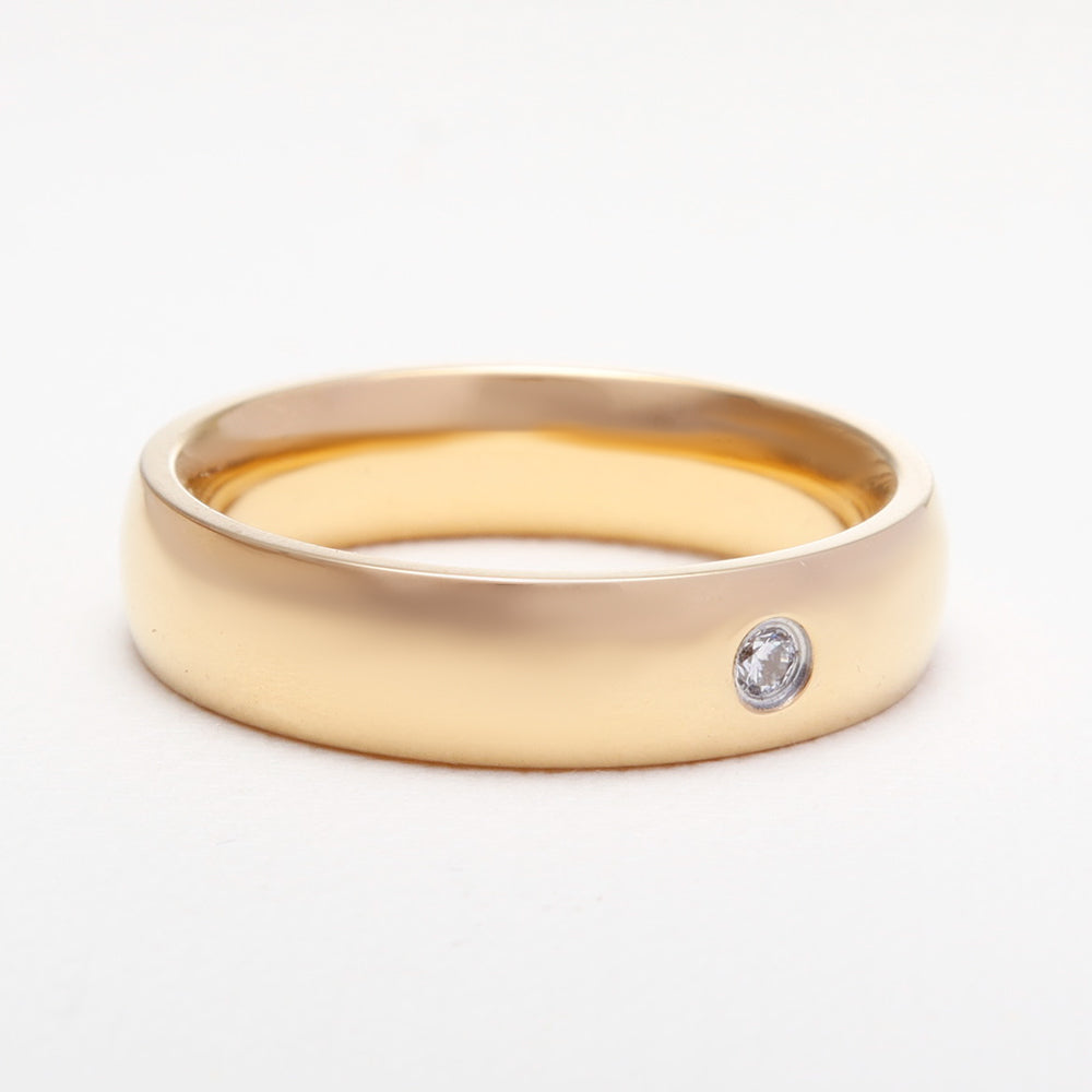 Classic Wedding Band with Diamond - Buy on One2Three Jewelry