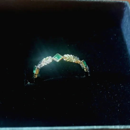 Emerald Eternity Wedding Band _box