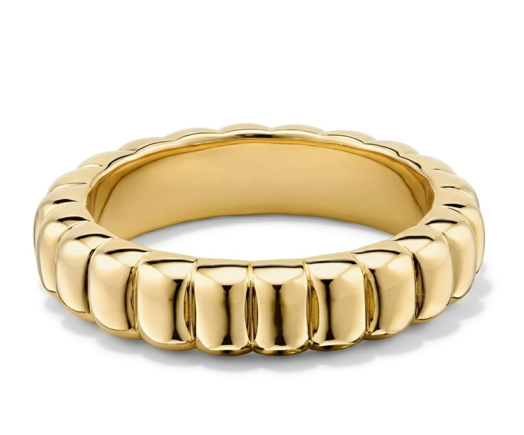 Ribbed "Croissant" Statement Band