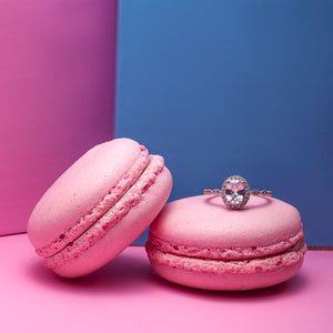 Pinky Rings: History, Meaning & How to Wear This Bold Trend