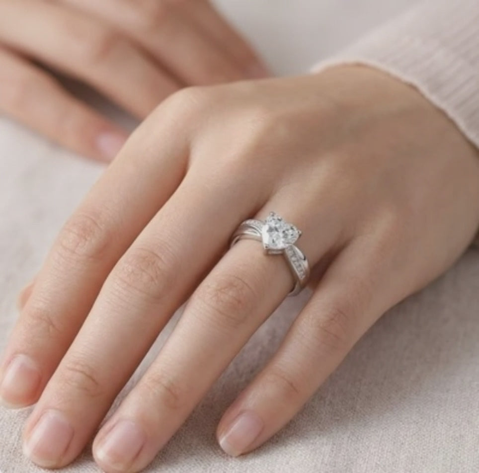 "True Love Waits" Sterling Silver Heart Purity Ring-video