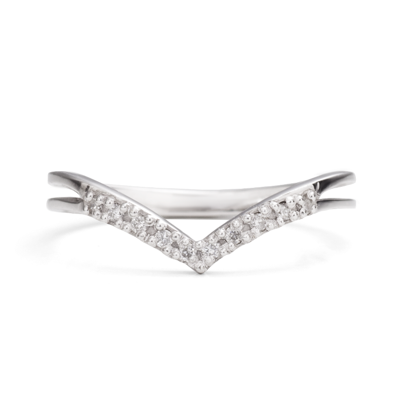 White 14K_Gold Chevron Ring_diamonds