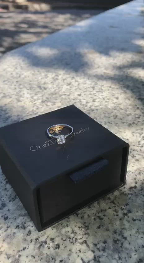 LAB Diamond Engagement Ring_video