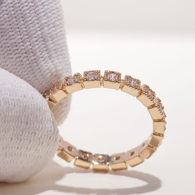 Cluster Diamond Eternity Ring_photo1