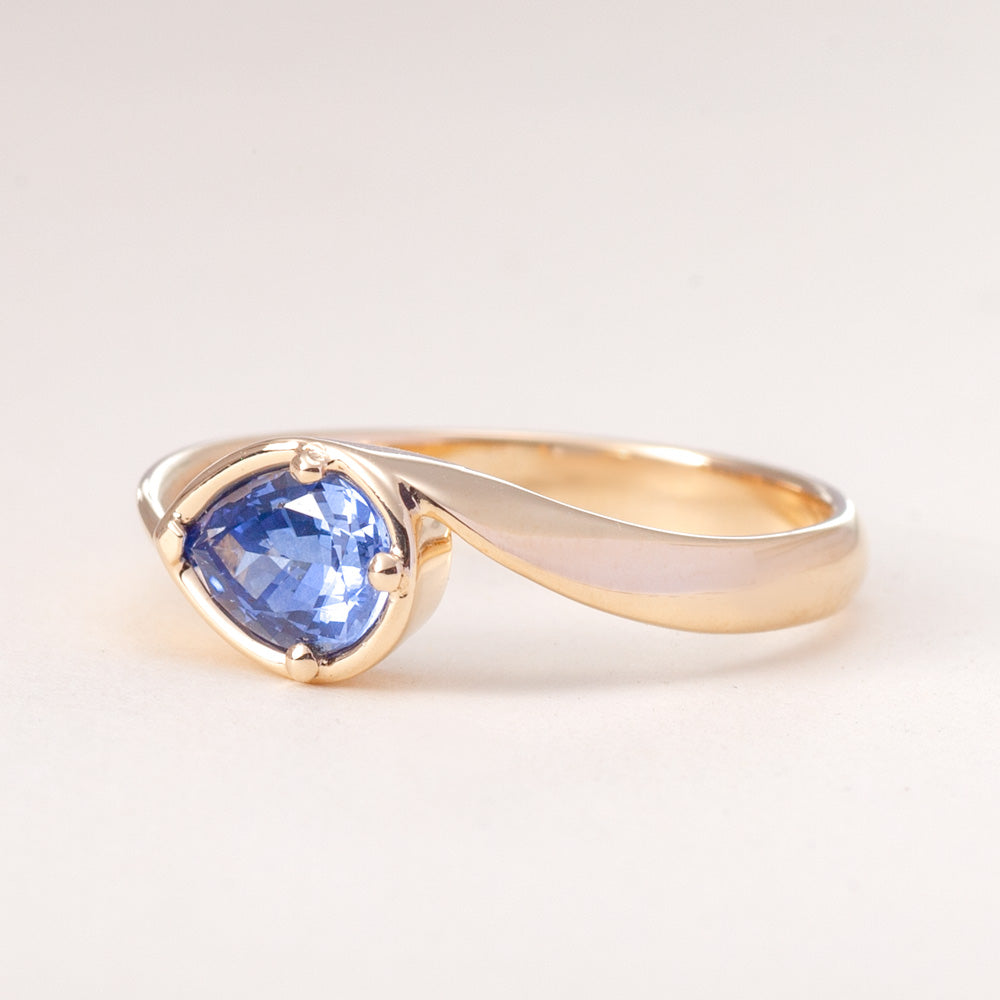 Sapphire Engagement Ring1