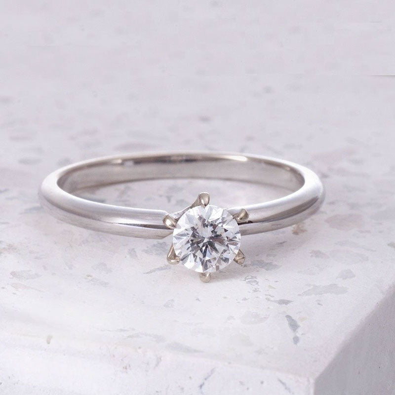 Moissanite Ring_white_14K_Gold7