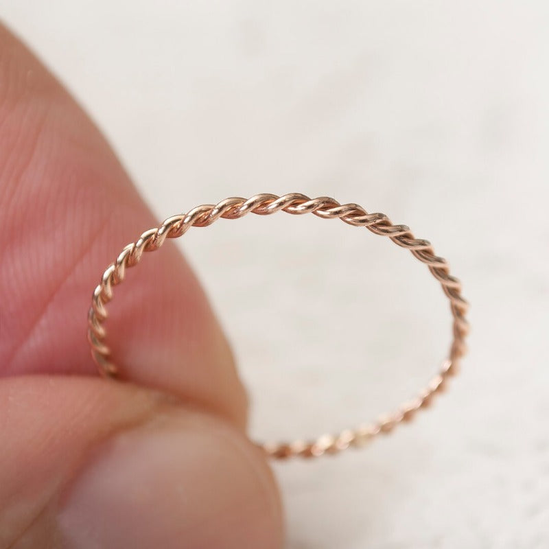 14KRose Gold Spiral Ring1