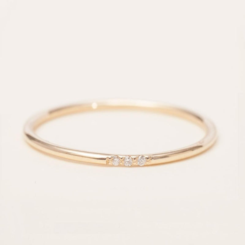 14K_yellow_gods_Thin Dainty Ring_diamonds