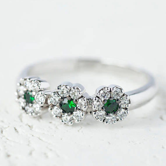 14K_white_Gold_Tsavorite Ring_with_diamonds3