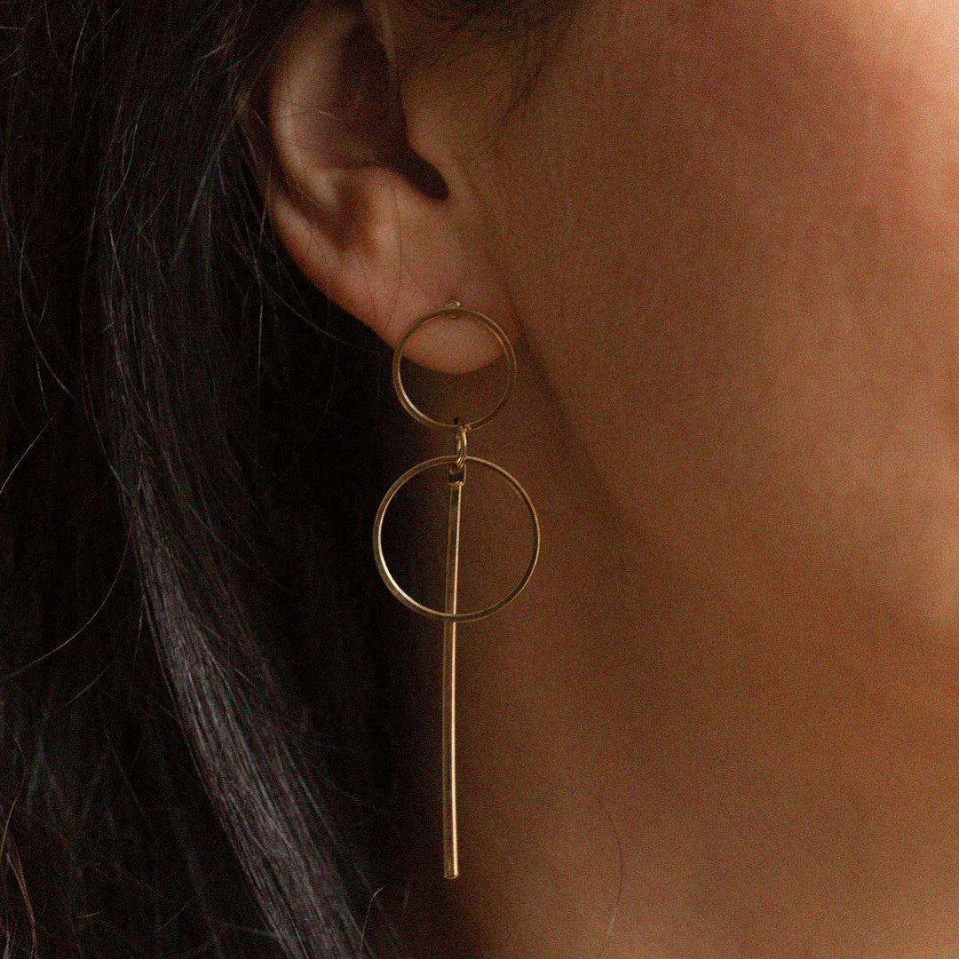 small sterling silver hoop earrings