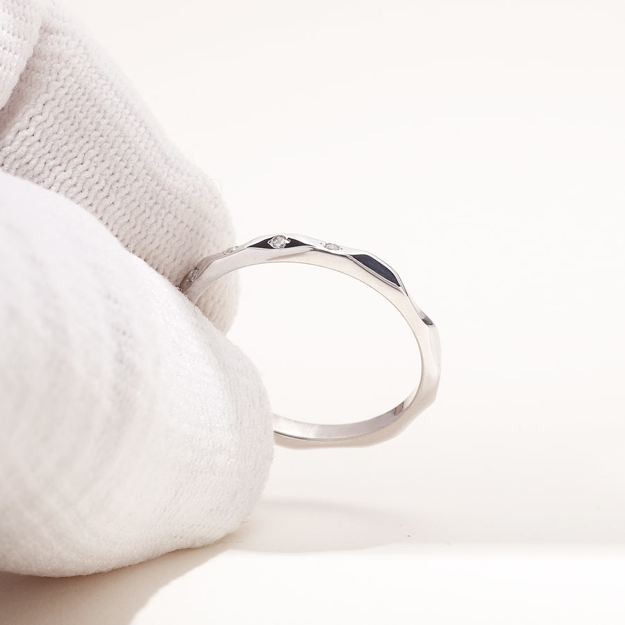 Simple Wedding Band_one2threejewelry_photo1