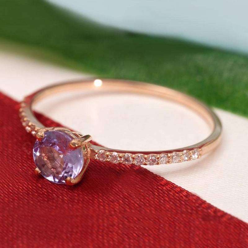 14K_Yellow_GOld_Tanzanite Engagement Ring_with_diamonds6