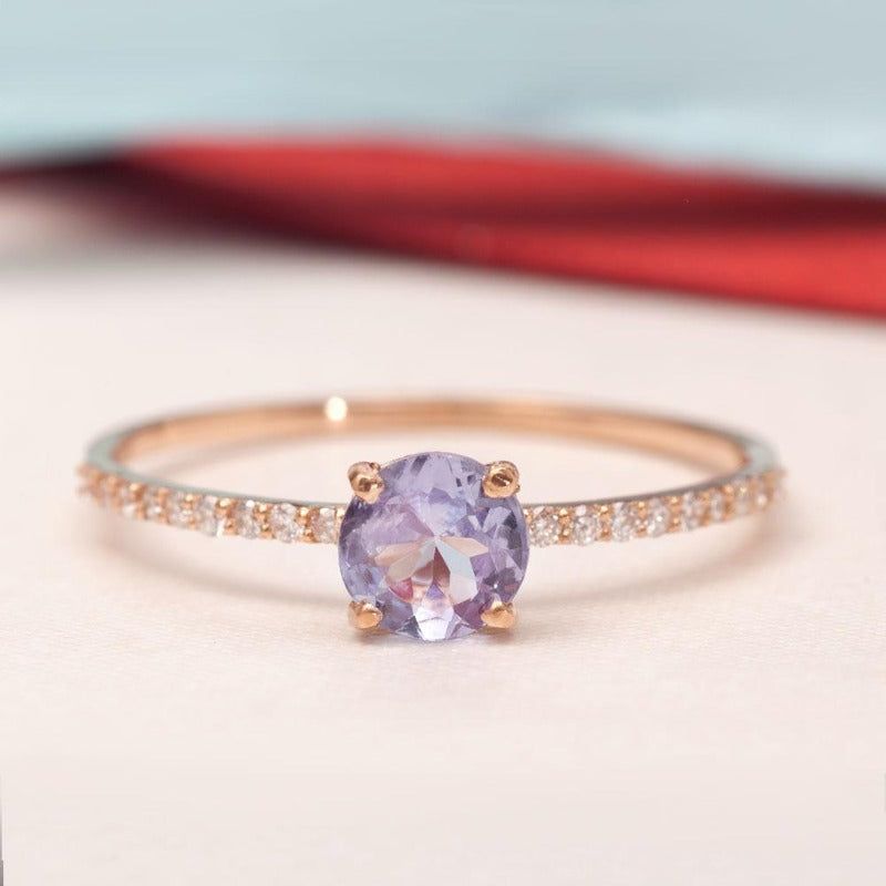 14K_Yellow_GOld_Tanzanite Engagement Ring_with_diamonds7